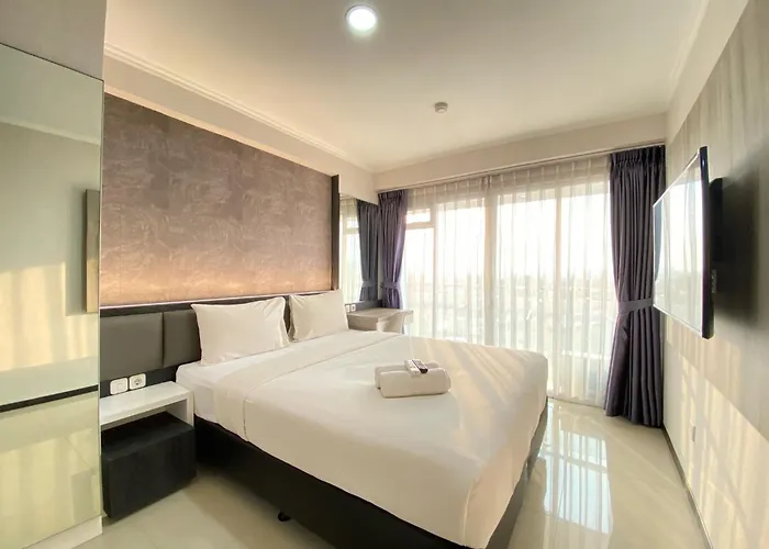 Comfy Studio At Gateway Pasteur Apartment By Travelio