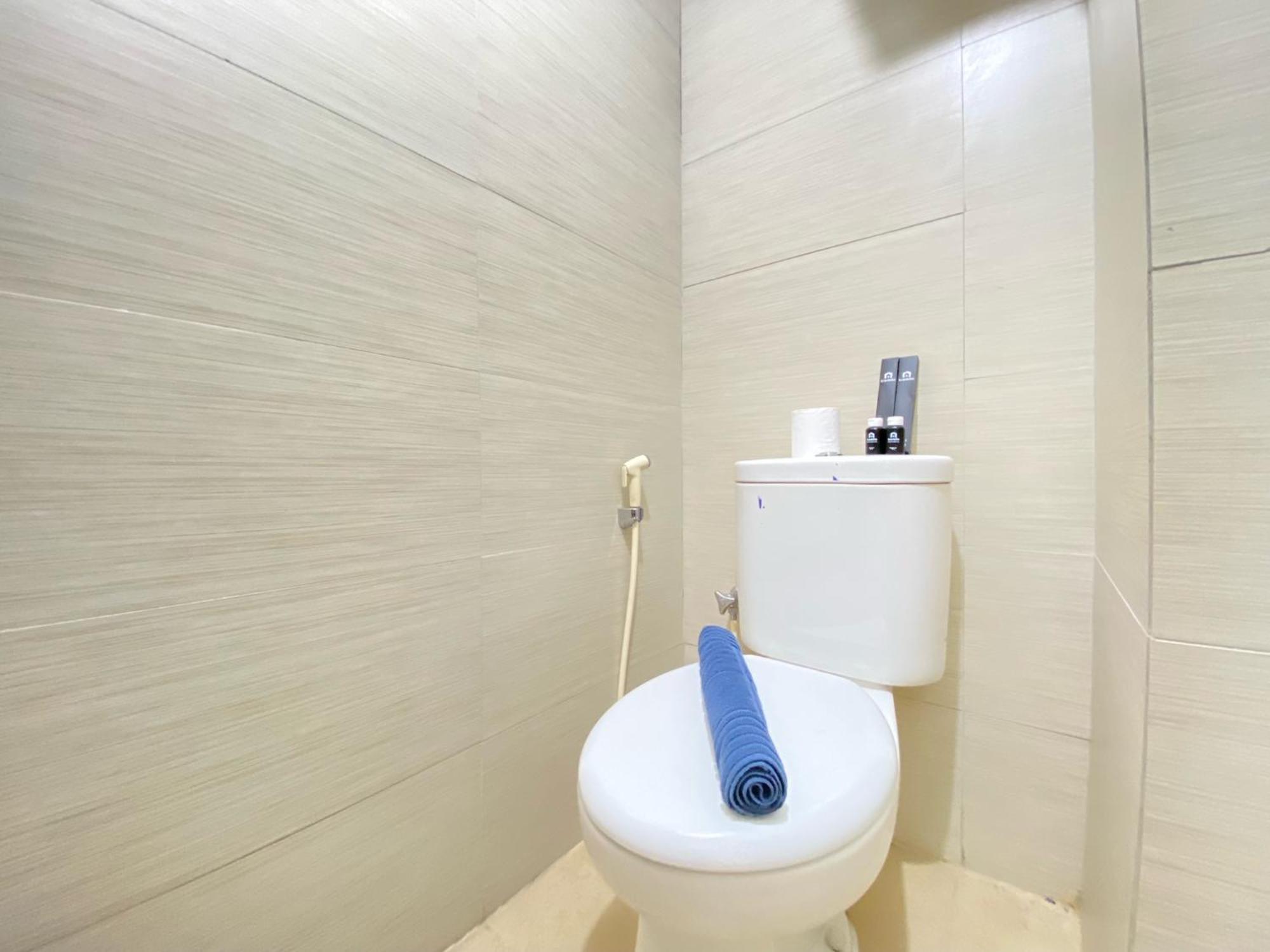 Comfy At Gateway Pasteur By Travelio Bandung